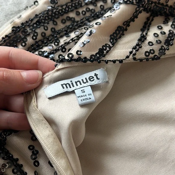 Vici dress - Picture 3 of 3